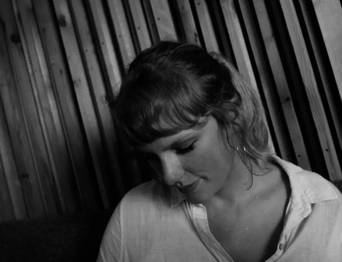 Taylor Swift - 2020年专辑 - Folklore：The Long Pond Studio Sessions (from the Disney+ special) (deluxe edition) (Q)   Flac